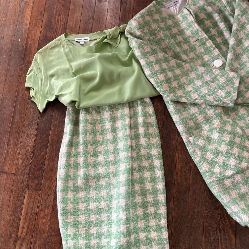 Chic Green and Cream Checkered Outfit